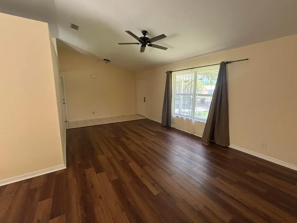 1563 40th Street West Palm Beach FL 33407