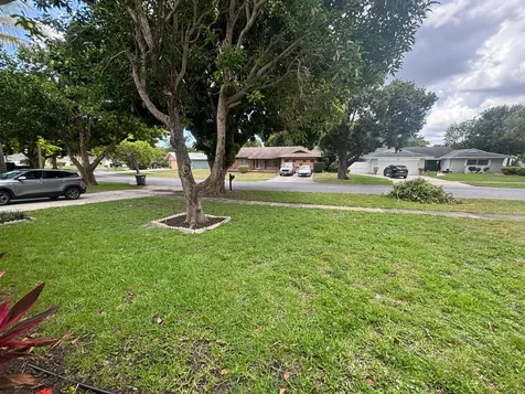 1563 40th Street West Palm Beach FL 33407