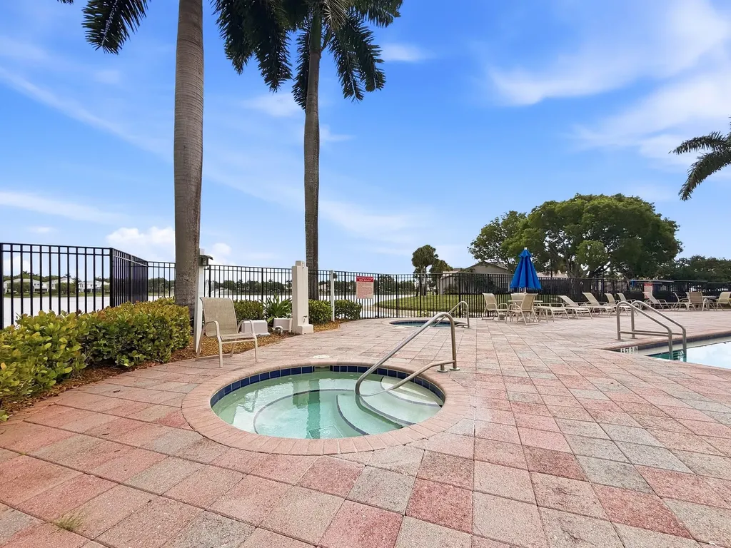 10725 Pelican Drive Wellington FL 33414