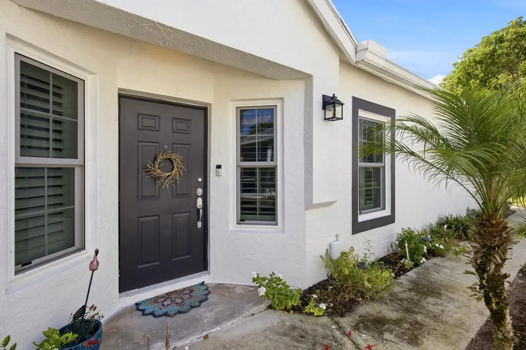 10725 Pelican Drive Wellington FL 33414