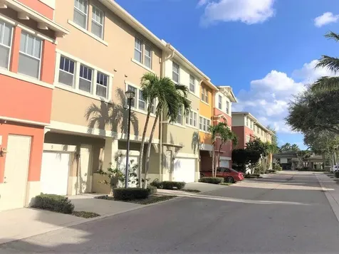 810 Marina Del Ray Lane West Palm Beach FL 33401