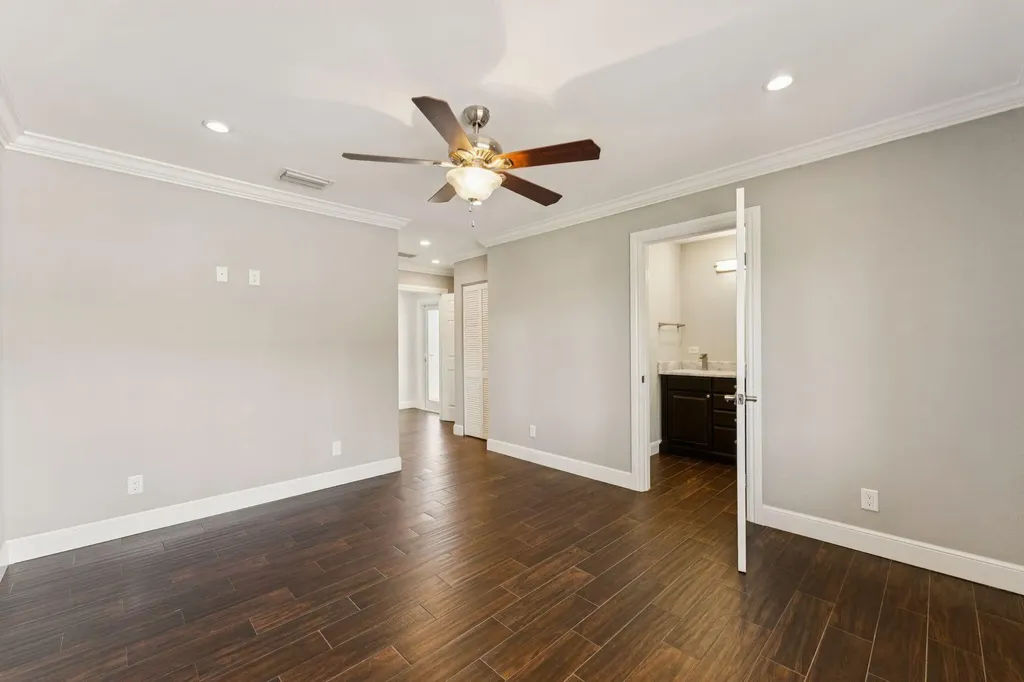 1660 NE 31st Court Pompano Beach FL 33064