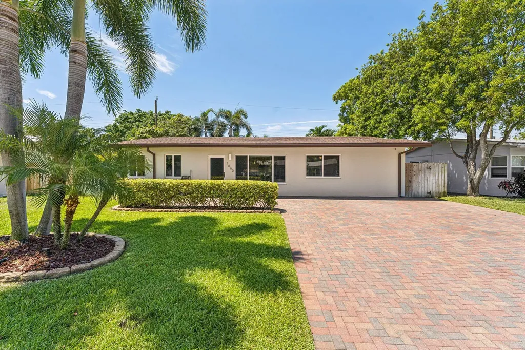 1660 NE 31st Court Pompano Beach FL 33064
