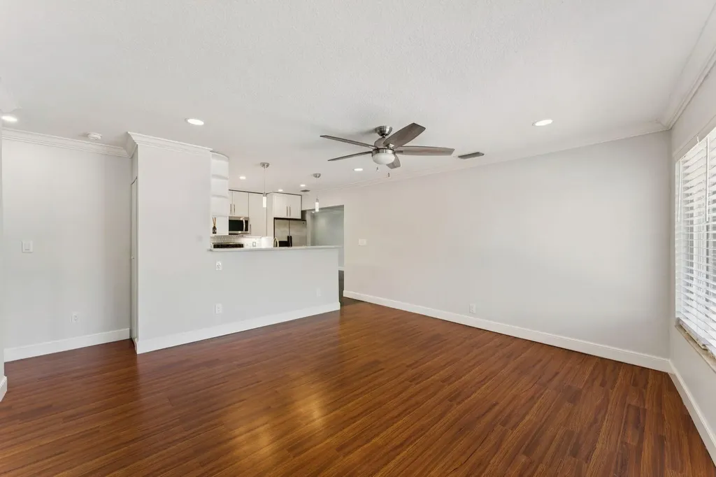 1660 NE 31st Court Pompano Beach FL 33064