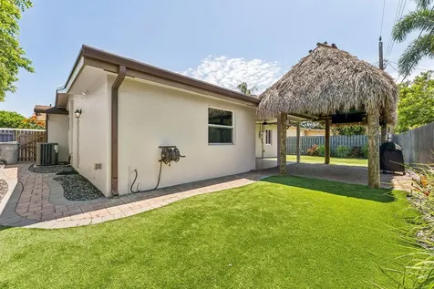 1660 NE 31st Court Pompano Beach FL 33064