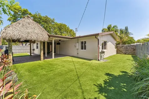 1660 NE 31st Court Pompano Beach FL 33064