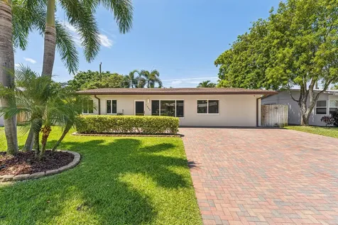 1660 NE 31st Court Pompano Beach FL 33064