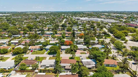 1660 NE 31st Court Pompano Beach FL 33064
