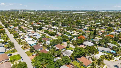 1660 NE 31st Court Pompano Beach FL 33064