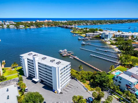 231 E Lantana Road Lantana FL 33462