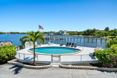 231 E Lantana Road Lantana FL 33462