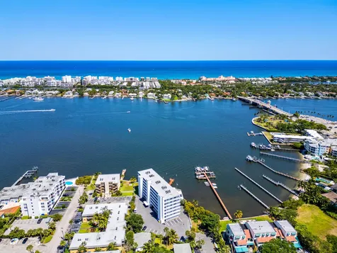 231 E Lantana Road Lantana FL 33462