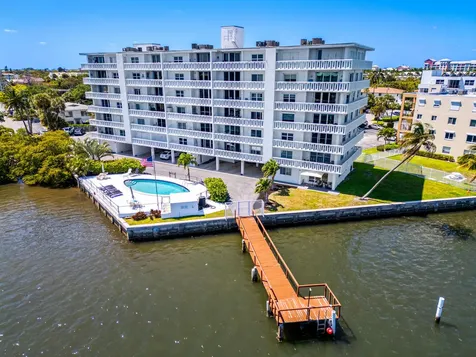 231 E Lantana Road Lantana FL 33462