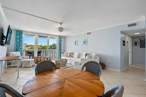 231 E Lantana Road Lantana FL 33462