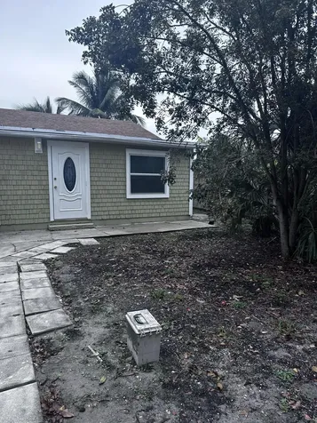 130 NE 4th Avenue Boynton Beach FL 33435