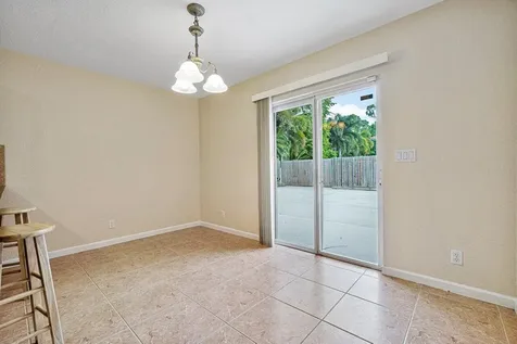 5592 1st Road Lake Worth FL 33467