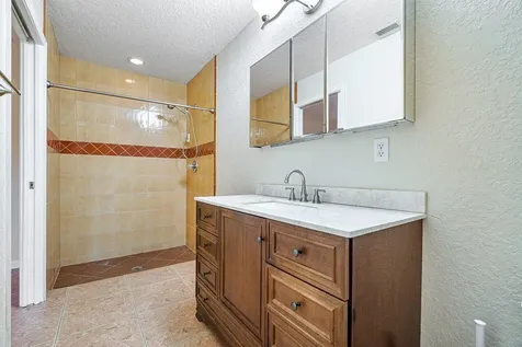 5592 1st Road Lake Worth FL 33467