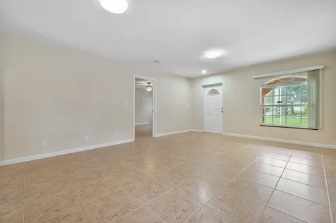 5592 1st Road Lake Worth FL 33467