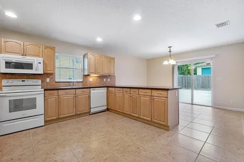 5592 1st Road Lake Worth FL 33467