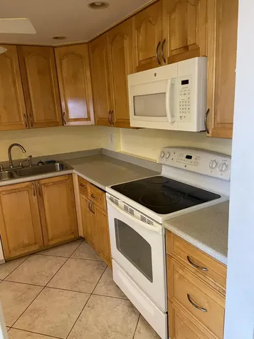 3090 Holiday Springs Boulevard Margate FL 33063
