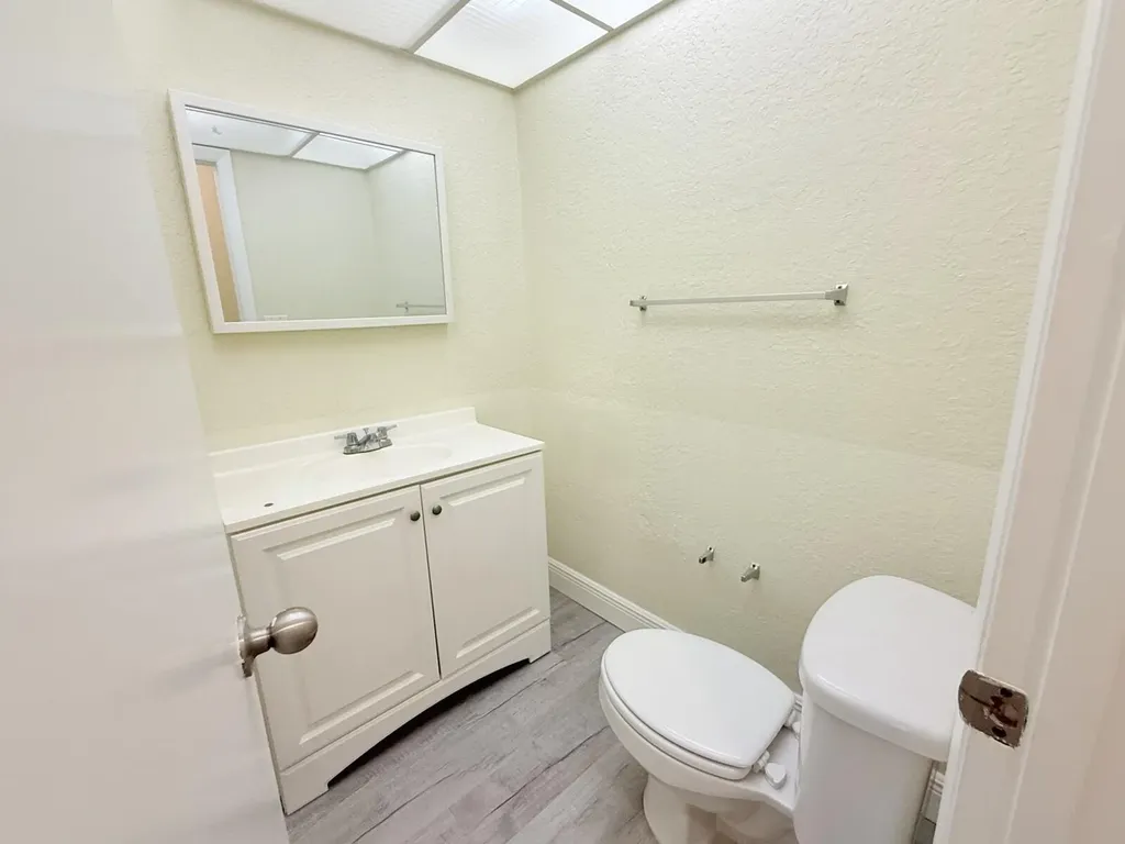 760 SE 2nd Avenue Deerfield Beach FL 33441