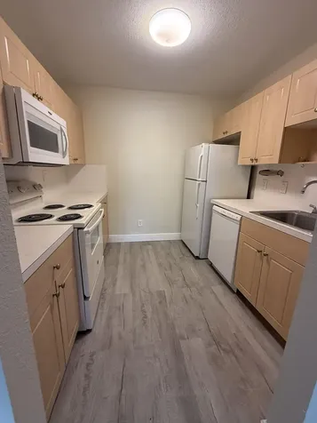 760 SE 2nd Avenue Deerfield Beach FL 33441