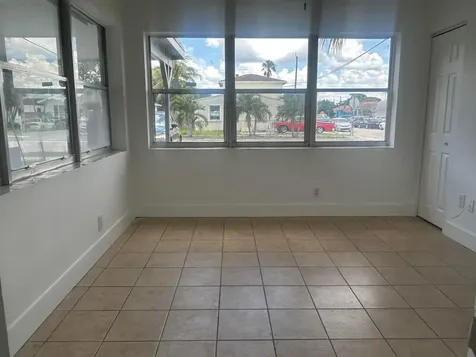 1528 S Avenue Riviera Beach FL 33404
