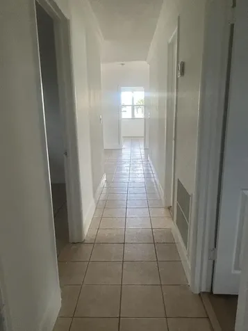 1528 S Avenue Riviera Beach FL 33404