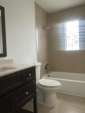 1528 S Avenue Riviera Beach FL 33404