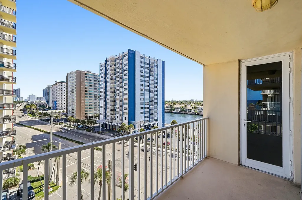 1401 S Ocean Drive Hollywood FL 33019