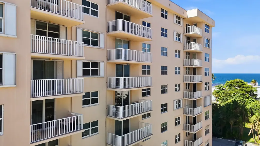 1401 S Ocean Drive Hollywood FL 33019
