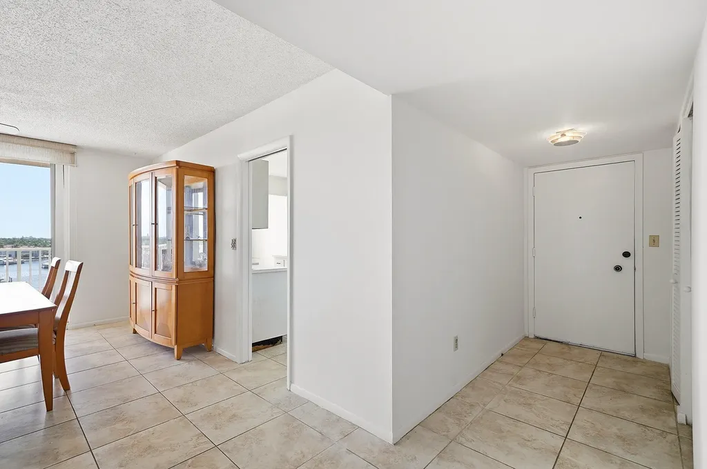 1401 S Ocean Drive Hollywood FL 33019