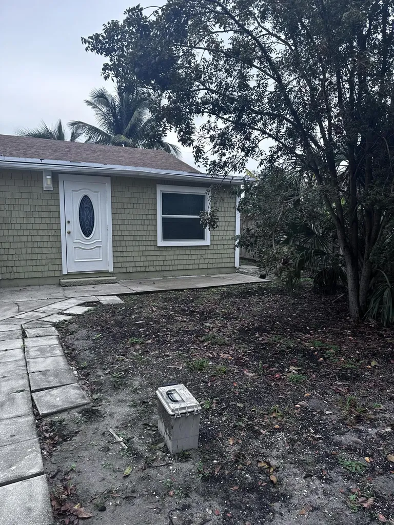 130 NE 4th Avenue Boynton Beach FL 33435