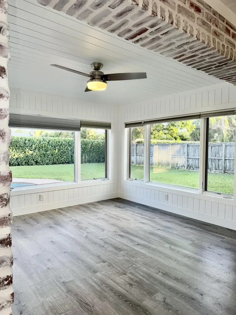 474 NE 38th Street Boca Raton FL 33431