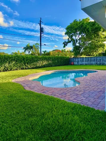 474 NE 38th Street Boca Raton FL 33431
