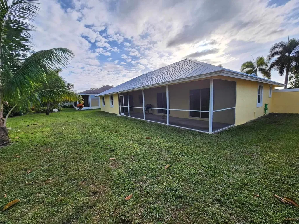 1750 Primrose Lane Wellington FL 33414