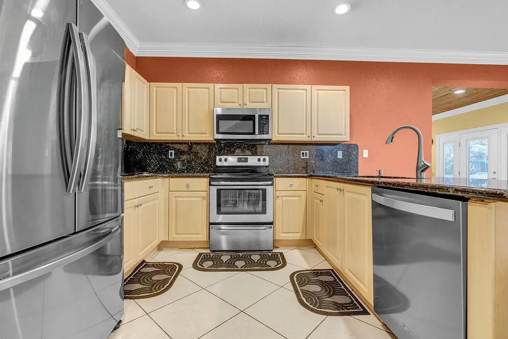 8020 NW 70th Avenue Parkland FL 33067