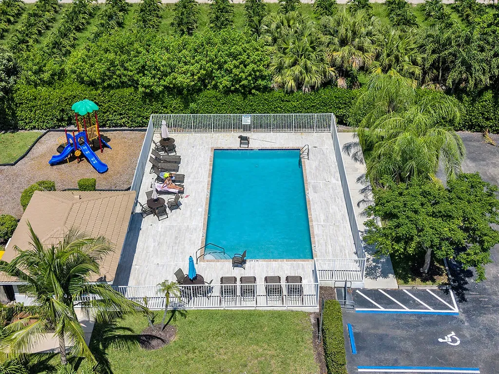 8020 NW 70th Avenue Parkland FL 33067