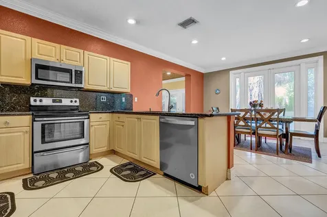 8020 NW 70th Avenue Parkland FL 33067
