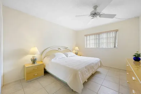 5300 Washington Street Hollywood FL 33021