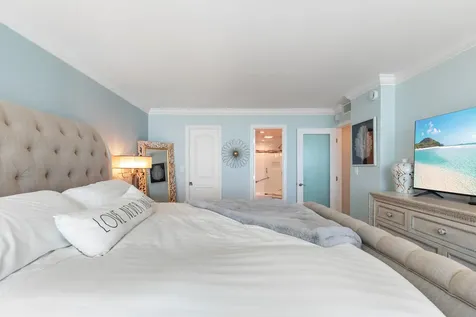 1620 S Ocean Boulevard Lauderdale By The Sea FL 33062