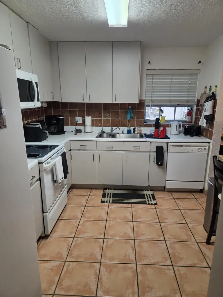 3062 Riverside Drive Coral Springs FL 33065