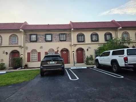 3062 Riverside Drive Coral Springs FL 33065