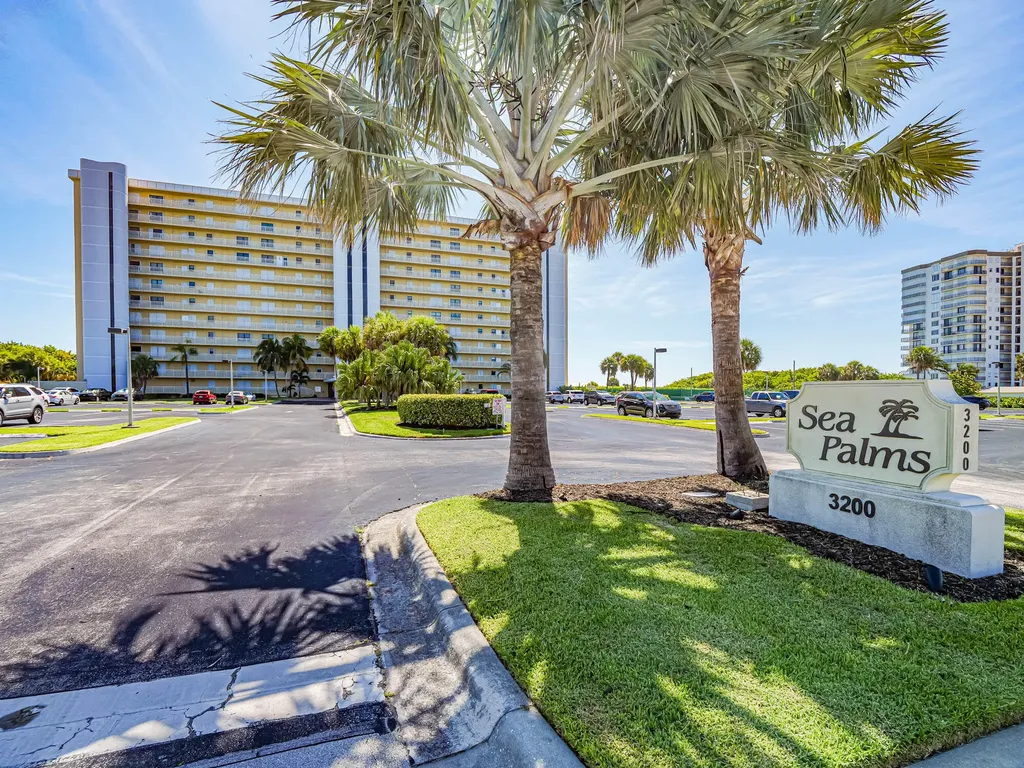 3200 N Highway A1a Hutchinson Island FL 34949