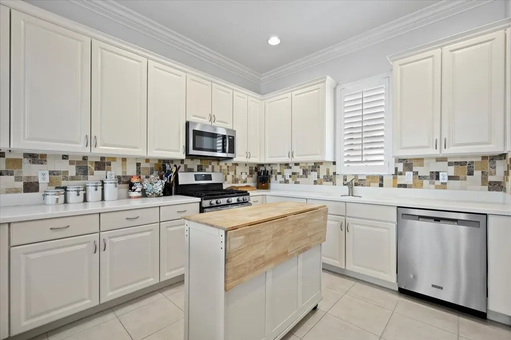 50 Stoney Drive Palm Beach Gardens FL 33410