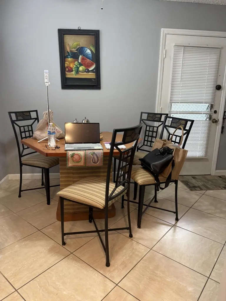 462 Normandy J Delray Beach FL 33484