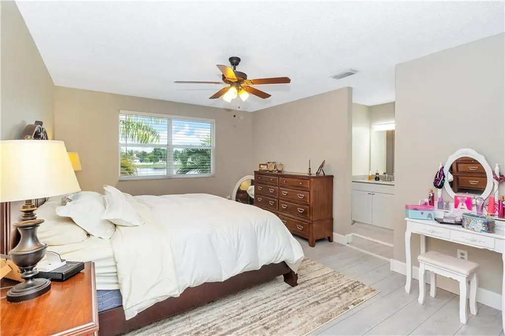 9812 NW 9th Court Plantation FL 33324