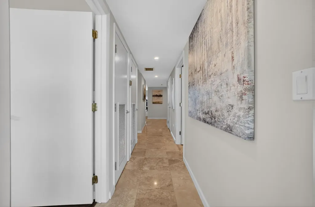 45 Hendricks Isle Fort Lauderdale FL 33301