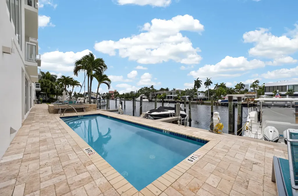 45 Hendricks Isle Fort Lauderdale FL 33301