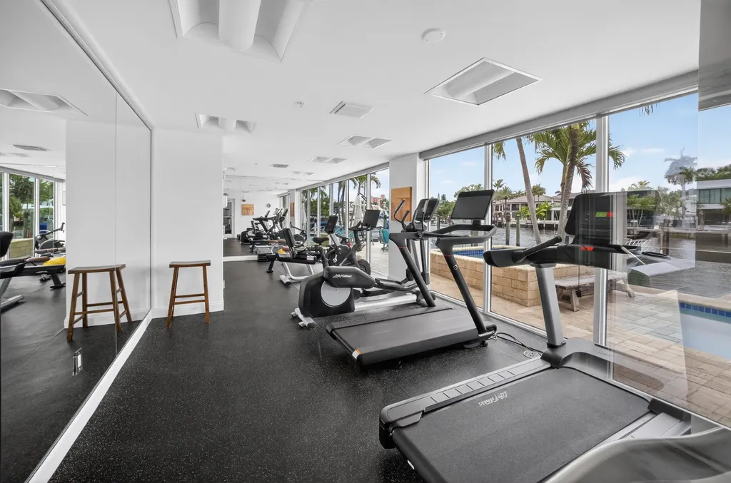 45 Hendricks Isle Fort Lauderdale FL 33301